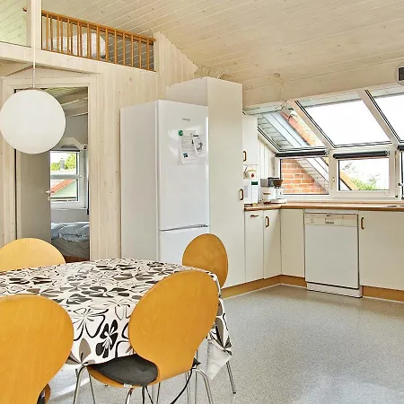 Three-bedroom Holiday In Haderslev 3 *
